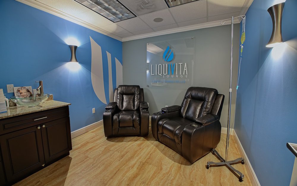 Vitamin IV Therapy Spa  Liquivida Lounge serving West Palm Beach